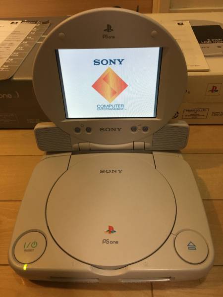 PSone本体(SCPH-100) + PSone専用液晶モニター(SCPH-130) 中古