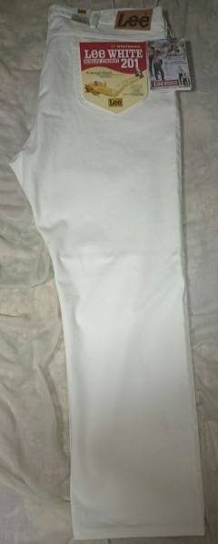 新品 未着用　LEE 201　ホワイトデニム　大きいサイズ　42インチ
