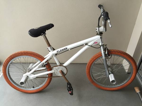 名車 BMX フラットランド Yokefellow FLOWER フリースタイル(BMX 