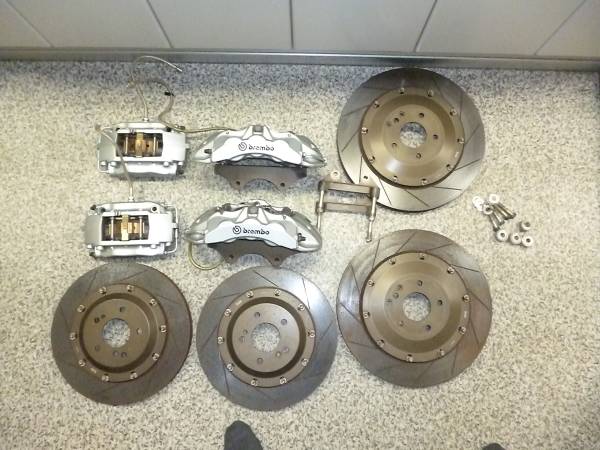 ベンツＷ１２４　E500 500E ブレンボブレーキキャリパーローター