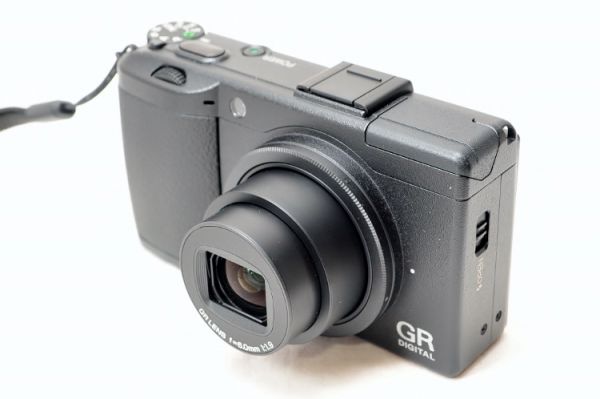 ☆極美品☆リコー RICOH GR DIGITAL III 3 付属品充実 ムック本 古物