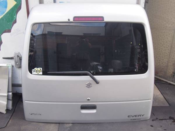 92K★DA64V エブリィ バックドア リアゲート Z2S★E