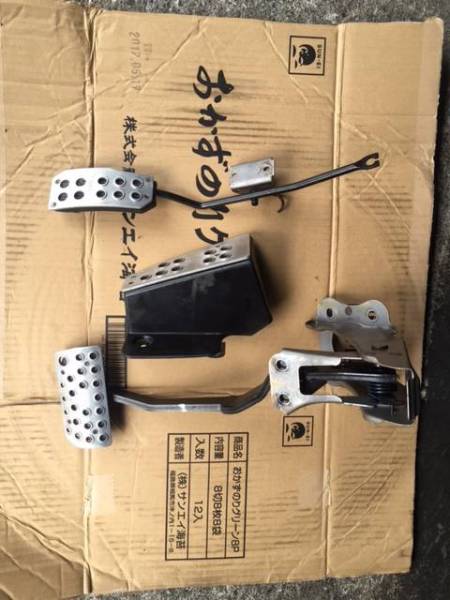 スカイラインR34 NISMOペダルセット ニスモ ER34，HR34，ENR34，C35