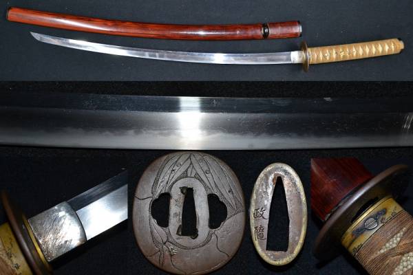 初だし！拵え付きの古い刀・拵え在銘「政髄」鍔「光則」居合抜刀 前田