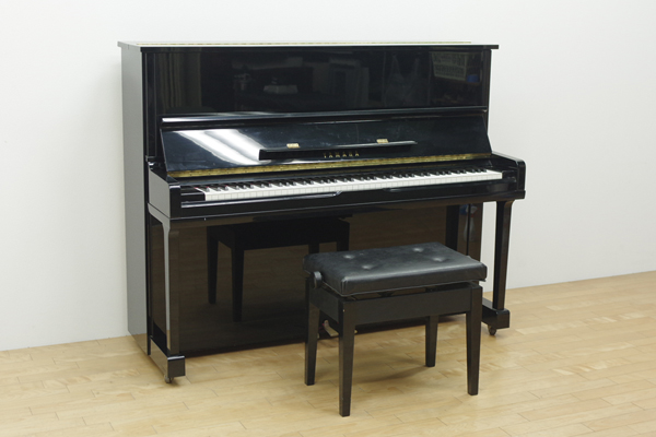 U10A アップライトピアノ YAMAHA 中古ピアノYAMAHA 黒(鏡面艶 ヤマハ 0 
