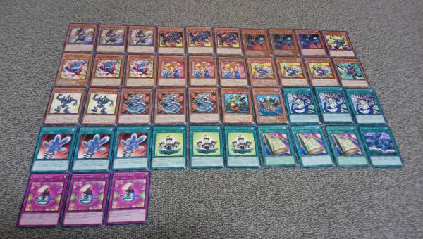 遊戯王　トゥーン　デッキ　パーツ