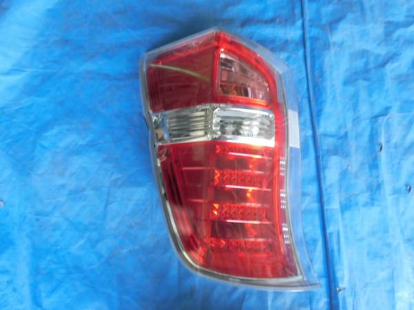ステップワゴン　RK1/2　前期★　左テールライト