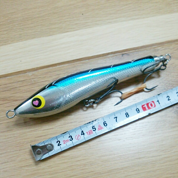 120F - HAMMER HEAD MOET ハンマーヘッド | 横浜で地中海気分