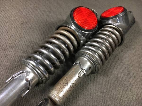 バイク KAWASAKI W3 リア ノーマル サスペンション