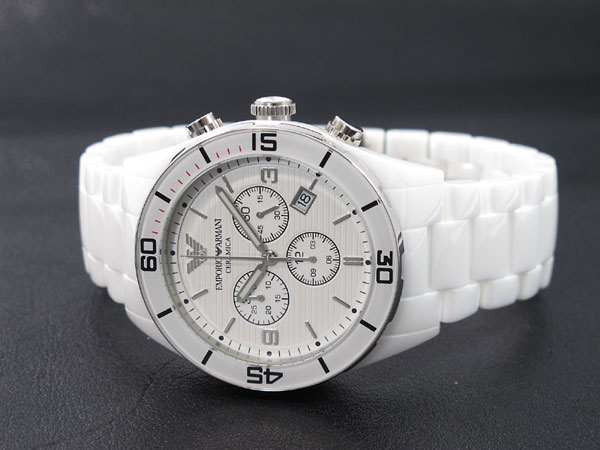 新品 エンポリオ・アルマーニ ARMANI クロノホワイト 腕時計