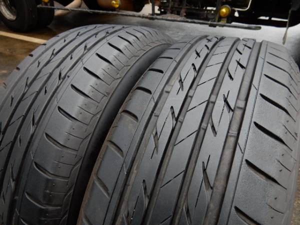 バリ山☆ブリジストンNEXTRY 215/65R15 2本セット 26年製 オンロード