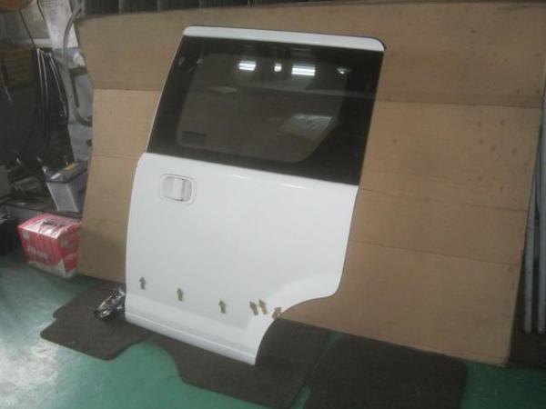 ★即決！ eKワゴン　H18/9　Ｈ８２Ｗ　左リヤドア　カラーW37★