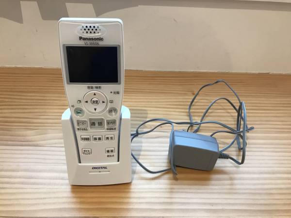 Panasonic どこでもドアホン用 ワイヤレスモニター子機 VL-W606 【公式
