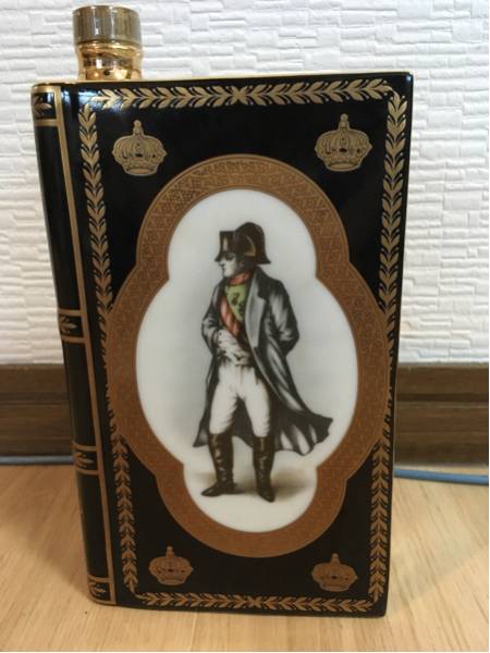 古酒□CAMUS カミュ ナポレオン ブック 黒 700ml 未開栓 古酒 【公式通販】