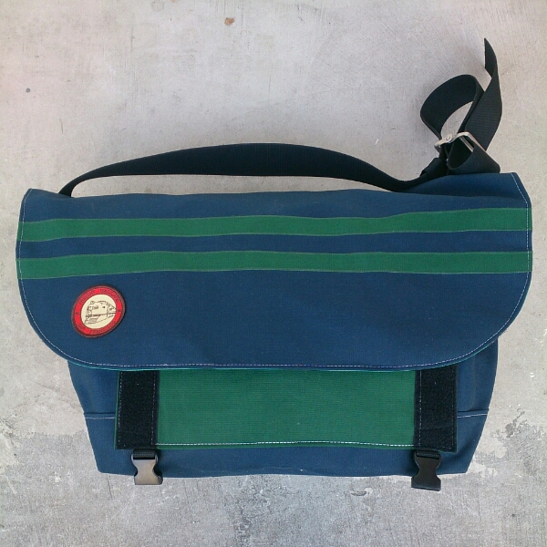 FREIGHT BAGGAGE メッセンジャーバッグ 極美品 オンライン取扱店 極美 Freight Baggage フレイトバゲージ