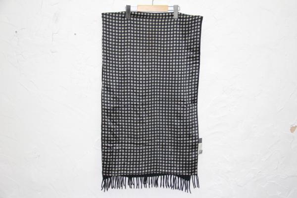 ジャンニヴェルサーチ シルク100% 両面マフラー メデューサ柄