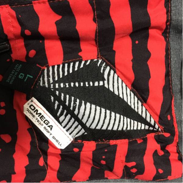 volcom gore-tex ジャケット サイズL 中古_3