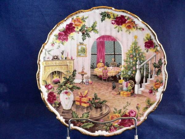 ☆RoyalAlbert　X'masプレート”ChristmasMagic”☆