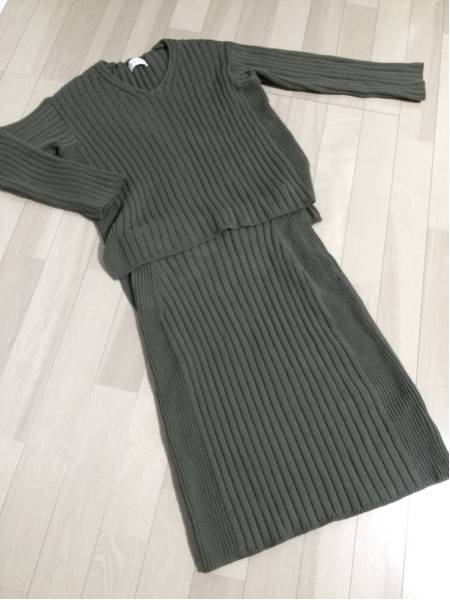 PLSTニットセットアップ カーキ