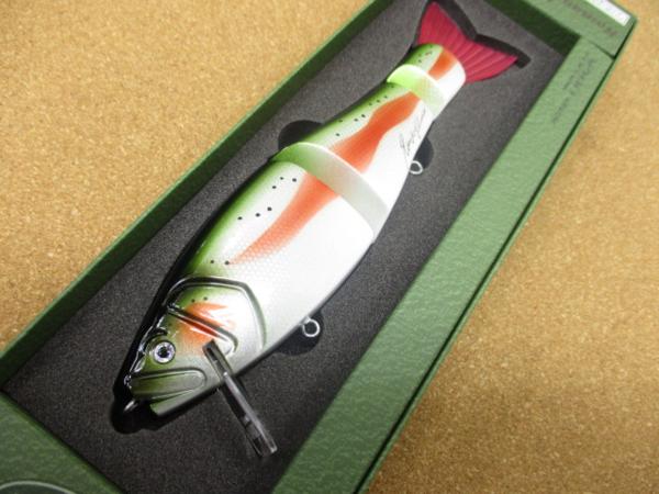 minority トップウォーターバスフィッシング LIFEBAIT ライフベイト