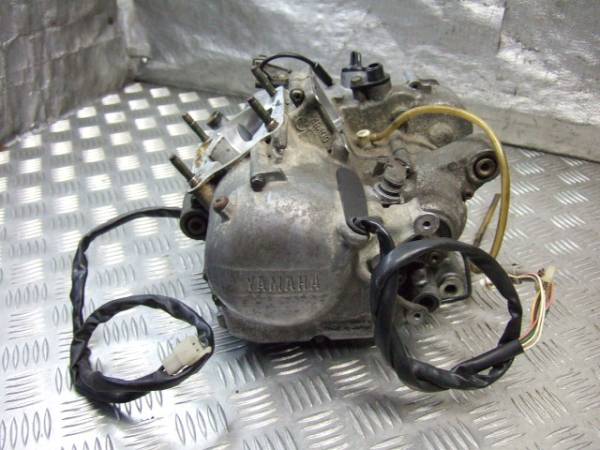 お買い得特売 つ1115 TZM.TZR.RZ50 4EU エンジン.クランクケース.腰下