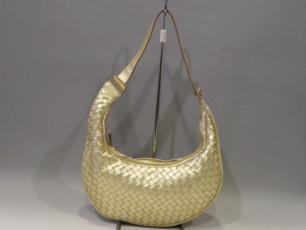 美品　ボッテガヴェネタ ショルダーバッグ イントレ　ゴールド