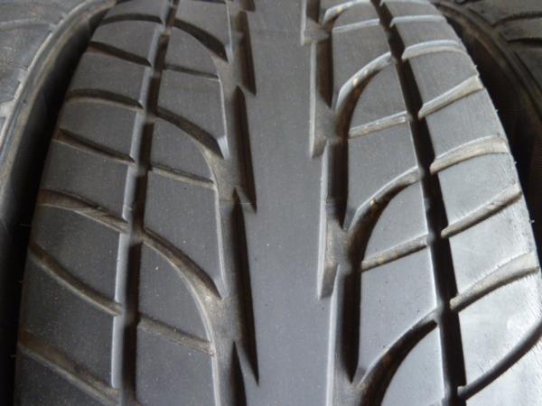 ＤＡＹＴＯＮ　D230 215/45R17 ４本セット即決