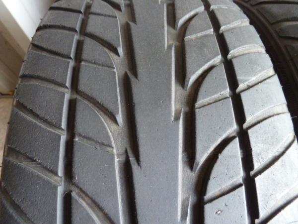 ＤＡＹＴＯＮ　D230 215/45R17 ４本セット即決