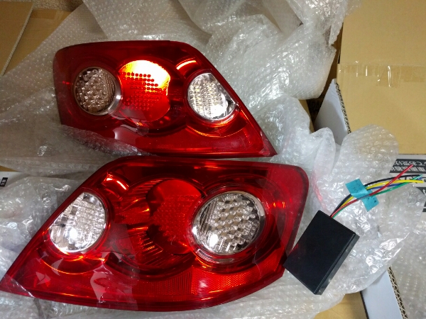 マークX120系78ワークス LEDテールランプ 赤 2個セット マークX120系78ワークス LEDテールランプ 赤 2個セット マークx120 LED