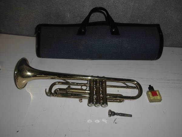 YAMAHA 【YTR-234】 トランペット USED品 ケース付属 ヤマハ