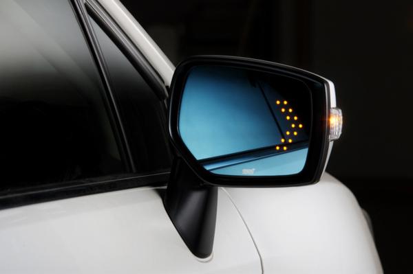 品薄？！STIアンチグレア ドアミラー(LEDシーケンシャル) STI