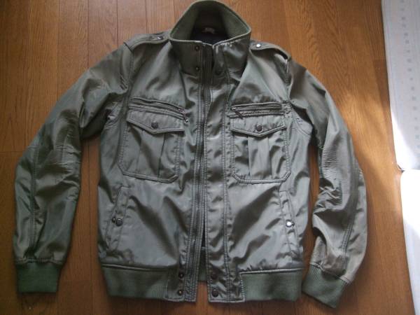 ＡＶＩＲＥＸ表記Ｌアヴィレックスのお洒落ミリタリーブルゾン！