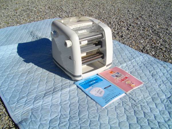 IPM-500 こね工房 イズミ電動製麺器 - 製麺機 メルカリ 公式通販 パスタ