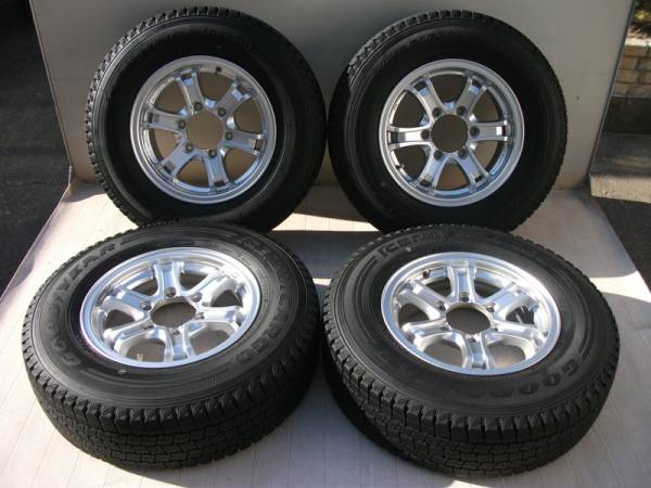 キーラー 200 ハイエース スタッドレス 2013年 195/80R15 A14