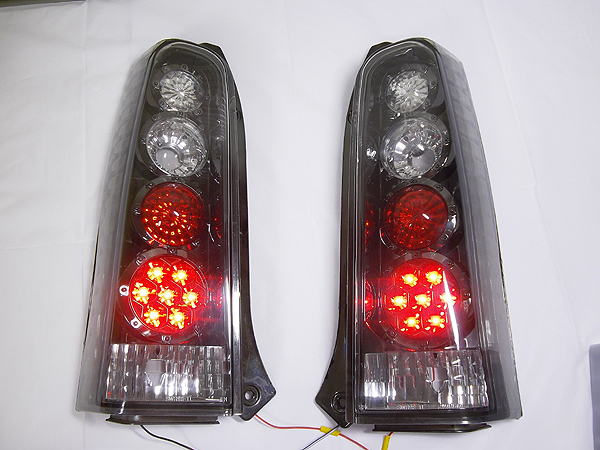 ワゴンR MC21S LEDテールランプ JUNYAN SWR98-TL スモーク(テール 