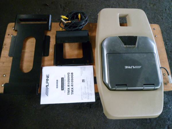 ・25 セレナ フリップダウン 取付けキット アルパイン