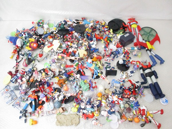 ジャンク マジンガーZ，ラブライブ，そに子，ウルトラマン他[梱0.5]