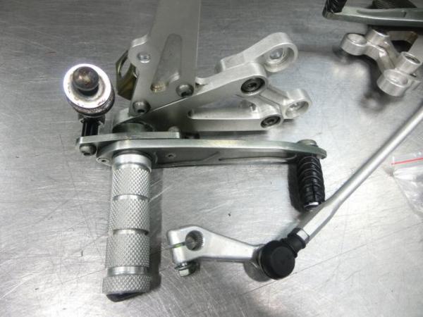 CBR954RR WR'S製バックステップAssy左右セット☆SC50