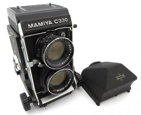 The MAMIYA C330 pro f SEKOR DS 1:3.5 f=105mm 付属有 1PNK-109H Mamiya C330, a dream camera By Dirk Dom | Steve Huff Hi-Fi and