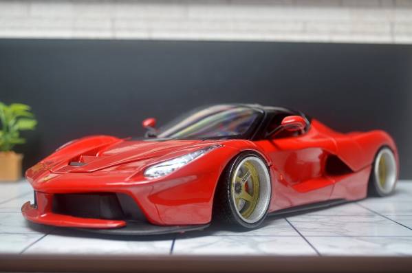 1/18 ラ フェラーリ レッド ケーニッヒ ローダウン カスタム_1