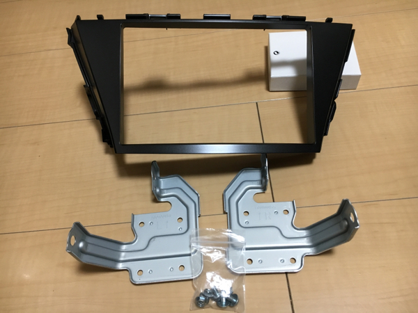 美品☆トヨタ純正8型ナビ☆NSZA-X64T☆プリウスα取付キット付(トヨタ