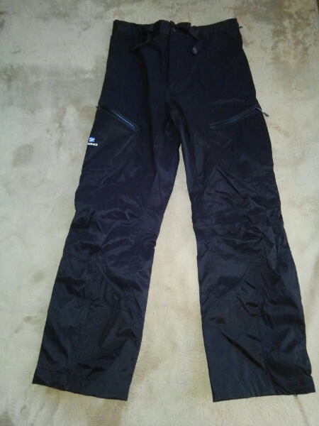 ●finetrack エバーブレス　アルマパンツ　Mサイズ　未使用品●