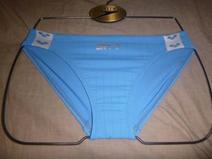 競パン アリーナのYahoo!オークション(旧ヤフオク!)の相場・価格を見る