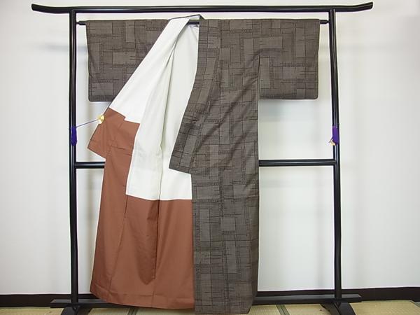 きぃ様 花美人着物□本場大島紬 7マルキ 幾何学文様 泥染 逸品 e327