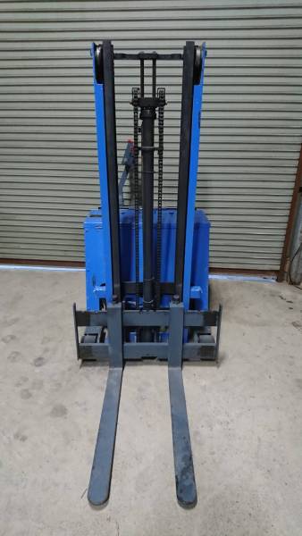 ニチユ ローリフト ウォーキー 最大荷重1.5t 100V充電 ニチユ ローリフト ウォーキー 最大荷重1.5t 100V充電