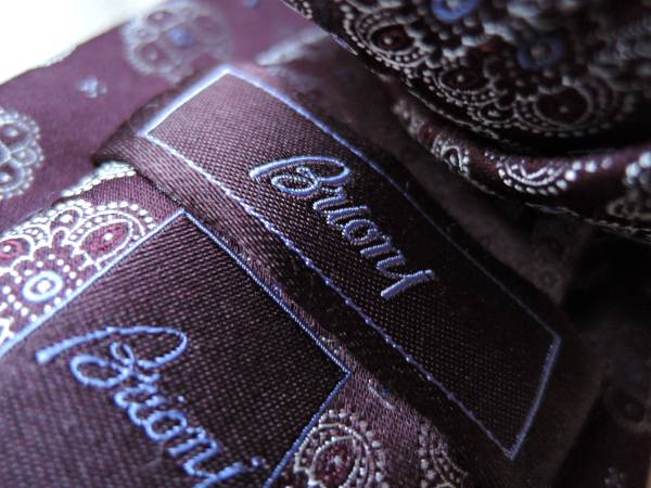“Brioni~Roma~ブリオーニ”美麗ボルドー♪小紋柄ネクタイ★Made in Italy