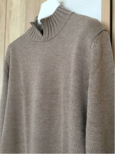 美品・BARNEYS NEW YORK・バーニーズニューヨーク・ニットセーター・L（M～L）・ライトブラウン