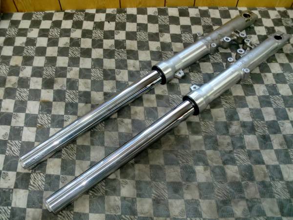 漏れ無し！ ゼファー750 純正フロントフォークセット。外装，z1，z2