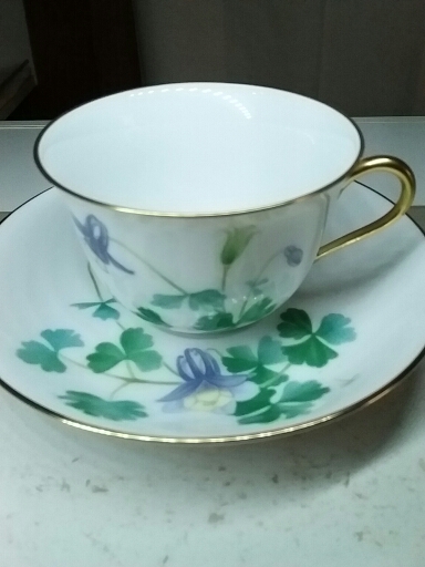 7・大倉陶園 日本の美しい花 カップ＆ソーサー(バカラグラスHOYA