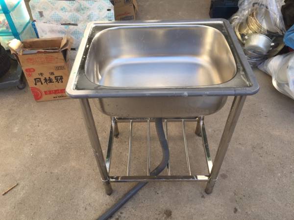 DB04：シンク 流し台 排水ホース 厨房　農作業に　USED